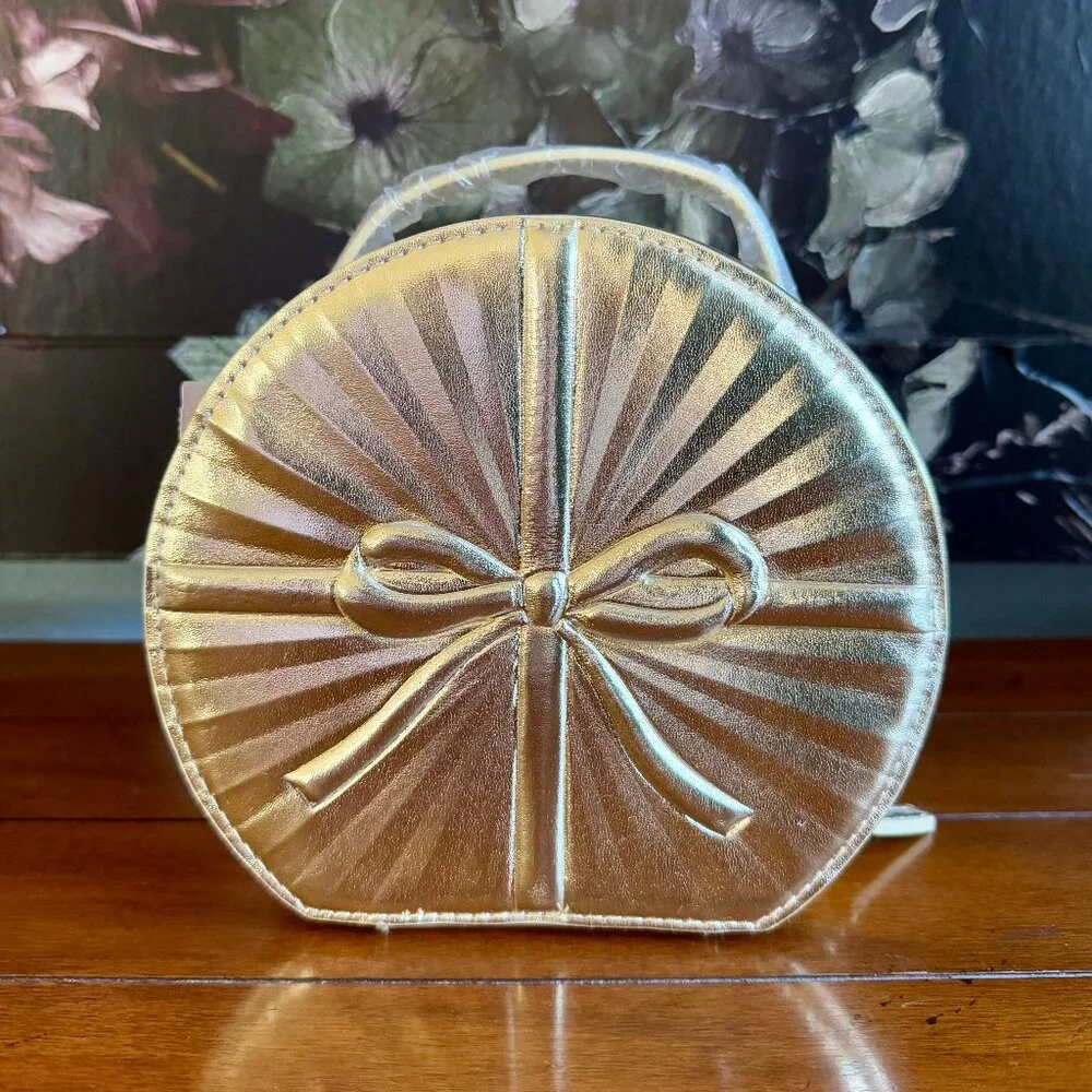 NEW GOLD BOW ROUND COSMETIC BAG with Mirror Bath & Body Works
